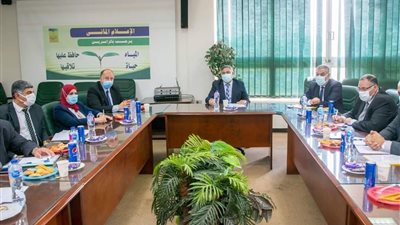 وكيل وزارة الري يجتمع مع اللجنة التوجيهية لمشروع تحسين نوعية المياه بمصرف كتشنر (صور)