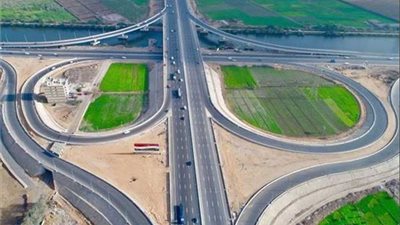 8 آلاف كيلو متر إجمالي المشروع القومي للطرق خلال 7 سنوات (فيديو)