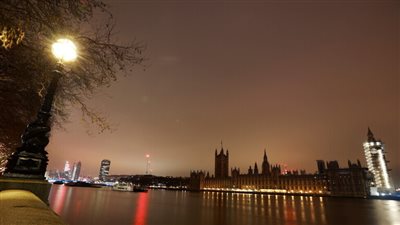 بريطانيا تسجل 14876 إصابة و11 وفاة جديدة بكورونا