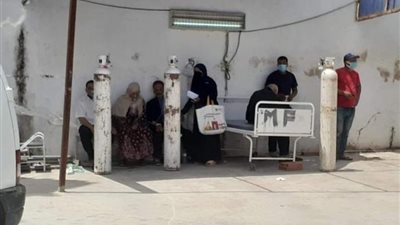 صدمة في تونس بعد وفاة رجل أمن بكورونا أمام مستشفى