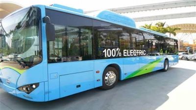 وزير الإنتاج الحربي يكشف تفاصيل إنتاج أول أتوبيس كهربائي في مصر