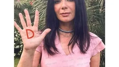 النجمة مني زكي تنضم إلى برنامج STANDUP من لوريال باريس لمكافحة ظاهرة التحرش  