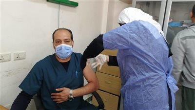 الثانية إفريقيا من حيث نسب التطعيم.. تعرف على مستجدات كورونا في مصر