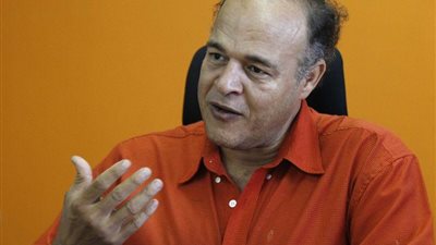 استفزاز موضوعي.. أول تعليق لمؤلف كتاب 