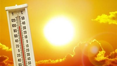 روسيا تعلن وفاة طفلتين داخل سيارة بسبب الحر