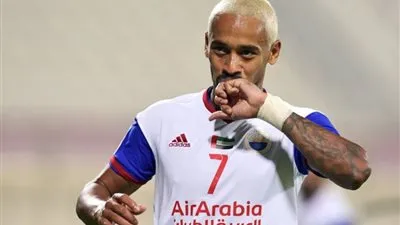 الشارقة الإماراتي يعلن ضم البرازيلي لوكاس لمدة 3 مواسم 