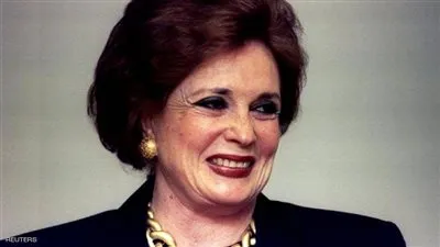 كاتبة صحفية: 