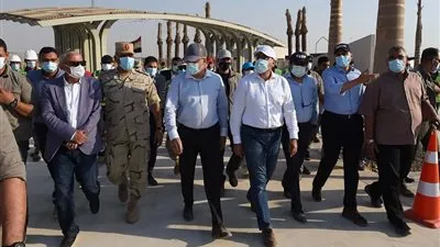 رئيس الوزراء يتفقد أعمال النهر الأخضر بالعاصمة الإدارية الجديدة