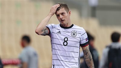 رئيس بايرن ميونخ ينتقد طريقة لعب توني كروس مع ألمانيا