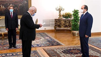 السيسي يشهد أداء حلف اليمين لرئيس هيئة قضايا الدولة