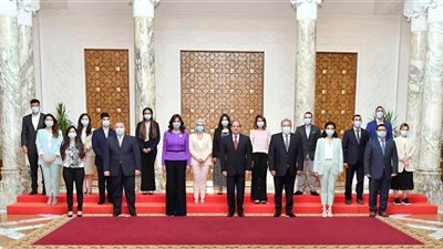 السيسي: مبادرة إحياء الجذور بين مصر واليونان وقبرص رسالة مودة وروح طيبة