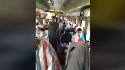سيدة قطار منوف: الكمسري ضرب الراكب مرتين.. وقال 