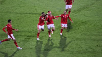 تردد القنوات المفتوحة الناقلة لمباراة الأهلي في نهائي دوري أبطال إفريقيا