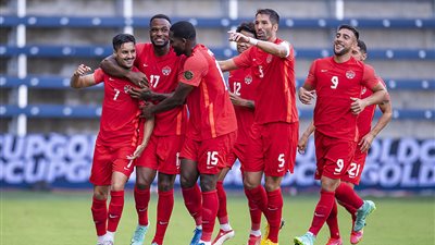 كندا والولايات المتحدة يعبران إلى دور الثمانية بالكأس الذهبية