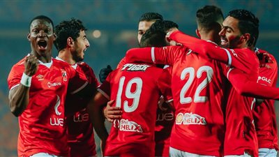 تعرف على القنوات الناقلة لمباراة الأهلي وكايزر تشيفز في نهائي دوري أبطال إفريقيا