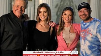 أحمد زاهر يشارك صور من كواليس فيلم 