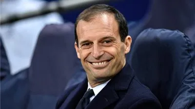 أليجري يطالب يوفنتوس بضم نجم باريس سان جيرمان