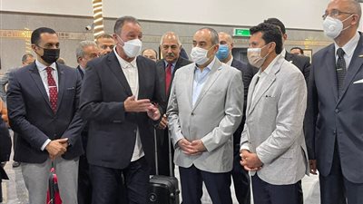 بعثة الأهلي تصل مطار القاهرة