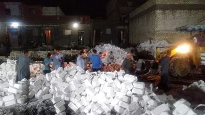 محافظ المنيا يتابع جهود الوحدات المحلية لاستقبال عيد الأضحى المبارك