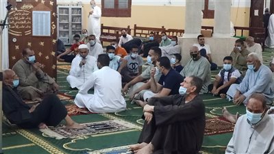 توافد مئات المصلين لأداء صلاة عيد الأضحى في قنا