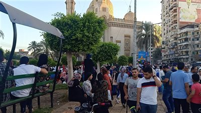 مواطني المنصورة يقبلون على الحدائق المفتوحة احتفالا بعيد الأضحي (صور)