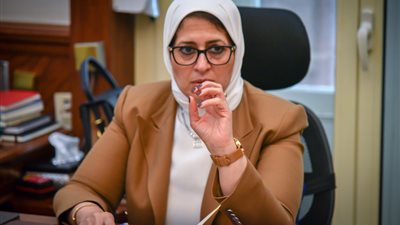 عاجل.. انخفاض جديد في إصابات كورونا اليومية