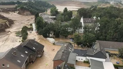 الحكومة الألمانية تتعهد بتخصيص مليارات اليورو لإعادة البناء بعد الفيضانات المدمرة