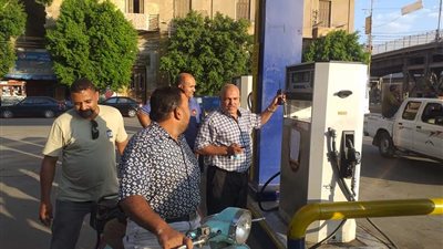 رئيس مدينة المنيا يكشف حقيقة زيادة تعريفة المواصلات 