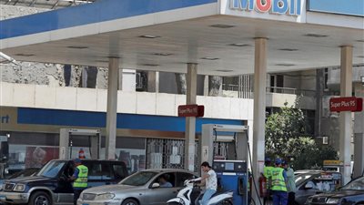 رغم تحريك أسعار البنزين.. لماذا لن تتأثر أسعار البضائع والمواصلات؟