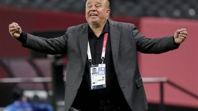 أول تعليق من شوقي غريب بعد خسارة مصر من الأرجنتين 