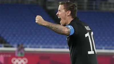 أولمبياد طوكيو.. قائد منتخب ألمانيا يعرض الزواج على صديقته عبر التلفاز