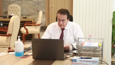 الأعلى للجامعات: تخصيص منح دراسية لخريجى هذه المدارس 