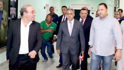 أهالي بني عبيد يستقبلون رئيس لجنة الإدارة المحلية بمجلس النواب بالطبل البلدي