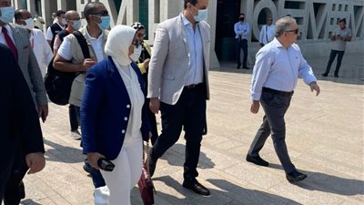 فور وصولها الأقصر.. وزيرة الصحة تتفقد الحجر الصحي لمتابعة تطبيق الإجراءات الوقائية لفيروس كورونا 