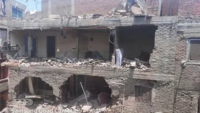 ننشر مستندات تراخيص عقار الوراق المنهار.. 