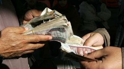 نصب على أقاربه في 4 ملايين.. حبس 