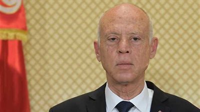 قيس سعيد يقيل وزيري المالية وتكنولوجيات الاتصال والفلاحة من منصبيهما