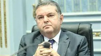 القميص بـ200 دولار.. توفيق: تصدير 