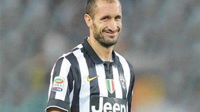 كيليني مستمر مع يوفنتوس حتى 2023