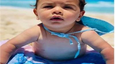 والدة الطفل رشيد تكشف تطورات حالته بعد حقنة العلاج الجيني بالإمارات