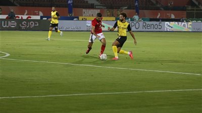 عاجل.. الأهلي يسجل الهدف الثاني في شباك دجلة ويزيح الزمالك عن الصدارة (فيديو)