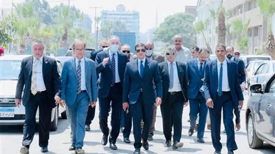 رئيس هيئة الاستثمار يتفقد تطوير ورفع كفاءة المنطقة الحرة ببورسعيد