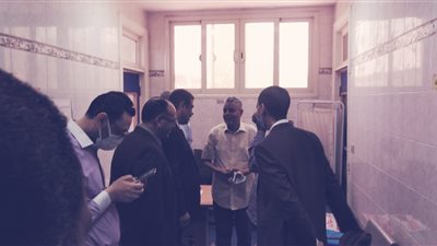  رئيس جامعة جنوب الوادي يطمئن على الخدمات المقدمة للمرضى