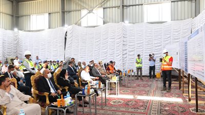 نيفين جامع: الرئيس السيسي وجه بإنشاء 13 مجمعا صناعيا (صور) 