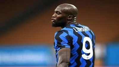 تشيلسي يقترب من ضم لوكاكو