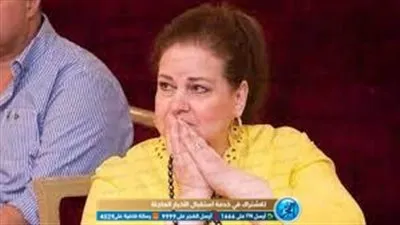 إلهام شاهين ناعية دلال عبد العزيز: 