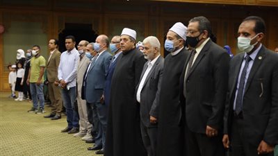 وكيل الأزهر يكرم الفائزين بمسابقتي المعلمة القدوة والأزهري الصغير