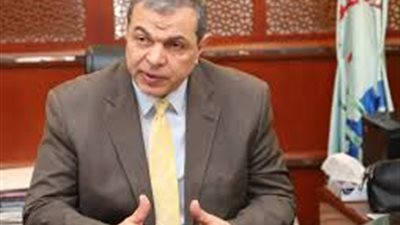 القوى العاملة: توافر 153 فرصة عمل في 20 شركة برواتب مجزية بقنا