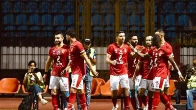 بعد محمد شريف.. الأهلي يفقد نجمي الفريق أمام إنبي 