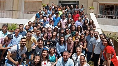 الأنبا باخوم يختتم مؤتمر التكوين الأول لشباب المنيا للأقباط الكاثوليك